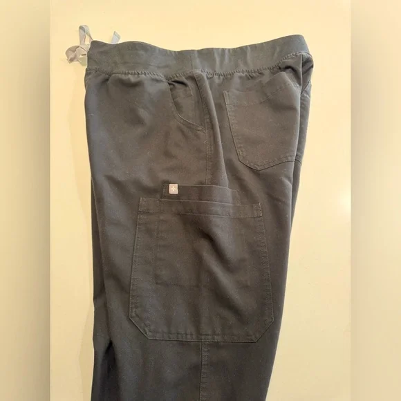 Figs Yola Skinny Scrub Pant 2.0 Size Medium/Tall Black Nurse Medical - Picture 4 of 11